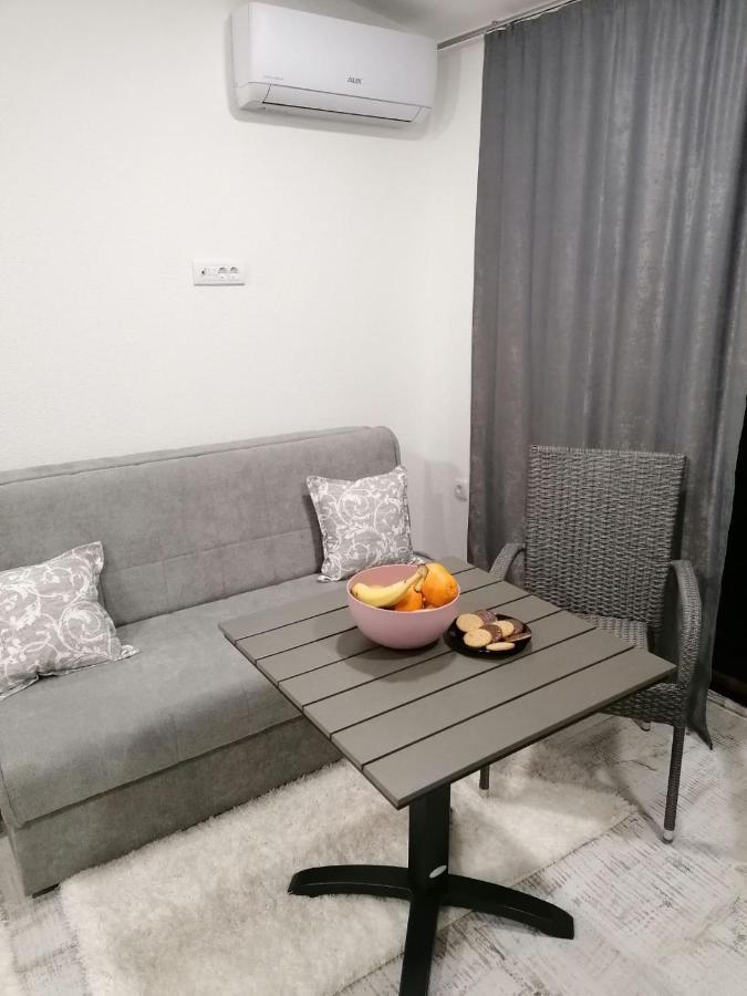Vila Mira Trebinje Exteriör bild