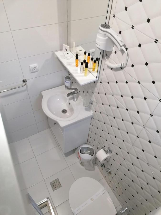 Vila Mira Trebinje Exteriör bild