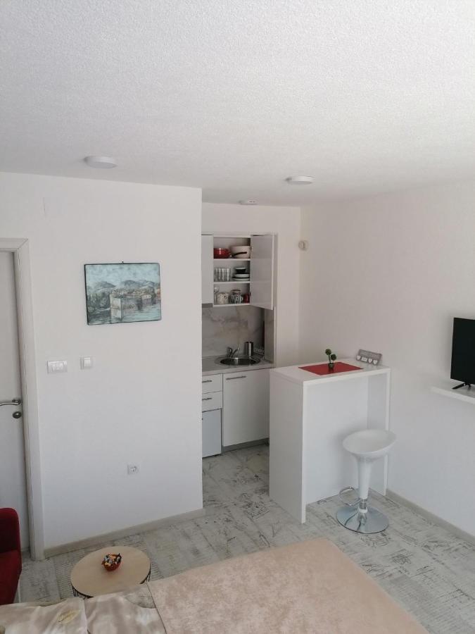 Vila Mira Trebinje Exteriör bild